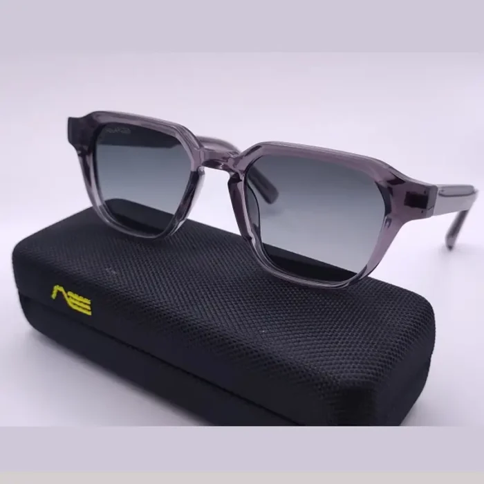 عینک افتابی FARIGROM-رنگ دودی نمای روبرو