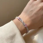 دسبند زنانه نگین برجسته fashion jewelry-تصویر مدل