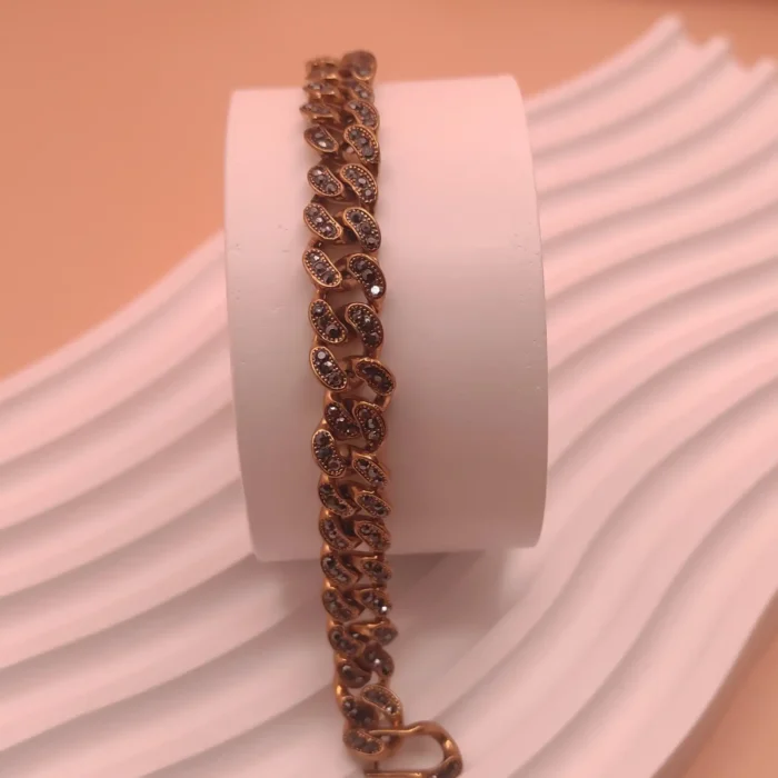 دسبند طلاروس نگینکاری شده-تصویر روبرو